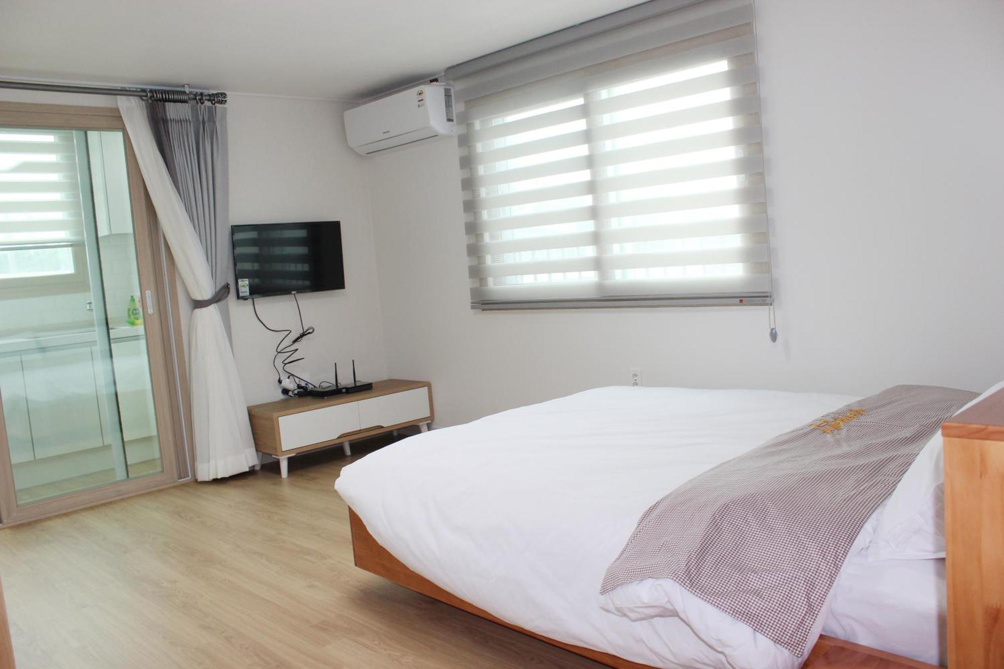 Jeju Aria Pension ภายนอก รูปภาพ